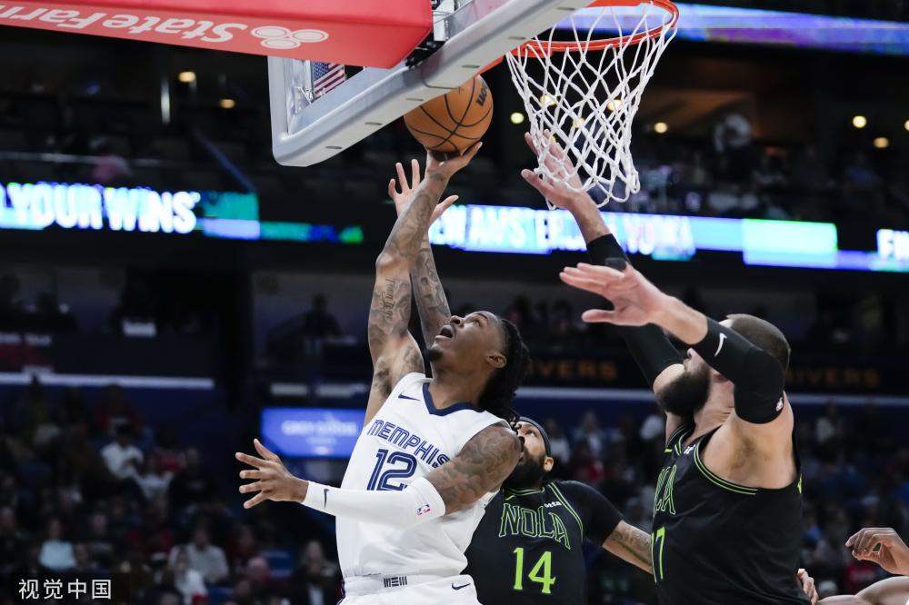 足球世界里 足球世界里